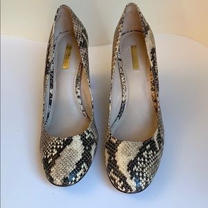 Louise et Cie snakeskin heels 11